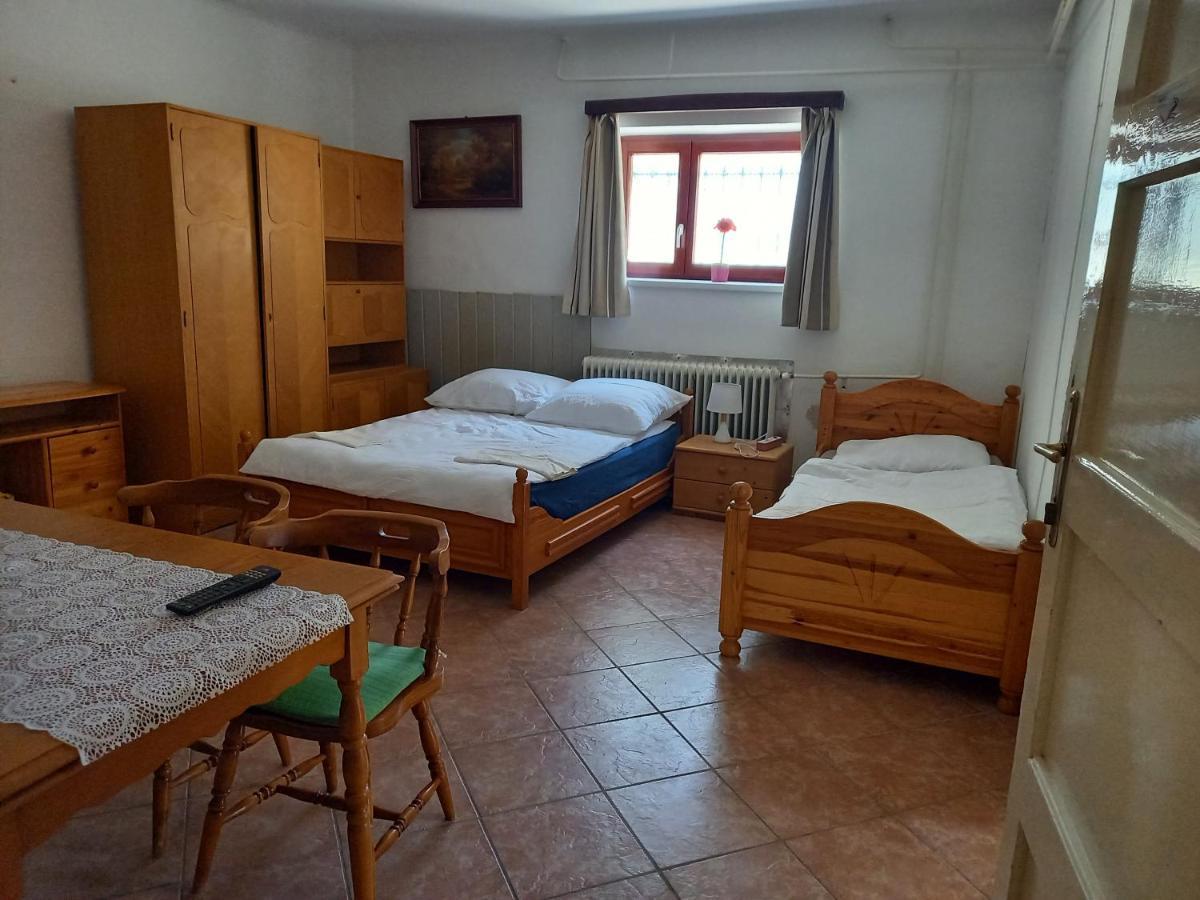 Flamingo Apartman Шопрон Экстерьер фото
